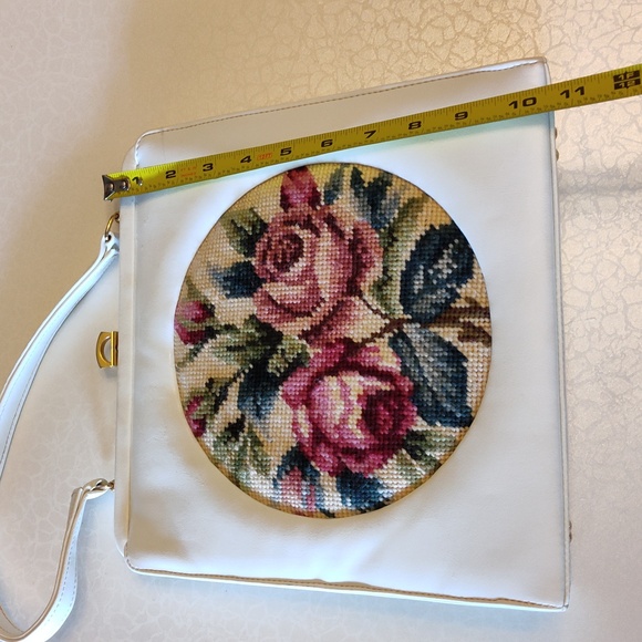 Vintage Needle Point Floral Purse, White - Picture 14 of 14